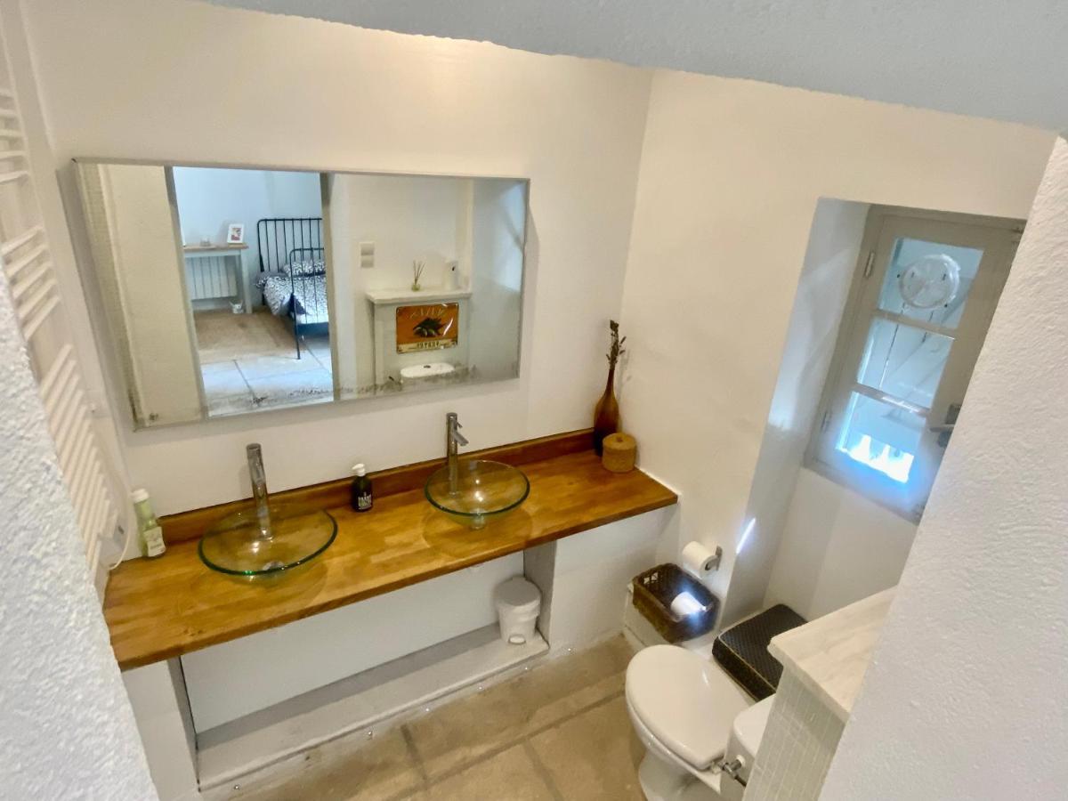Auberge De La Croix Du Pape Èze Eksteriør bilde