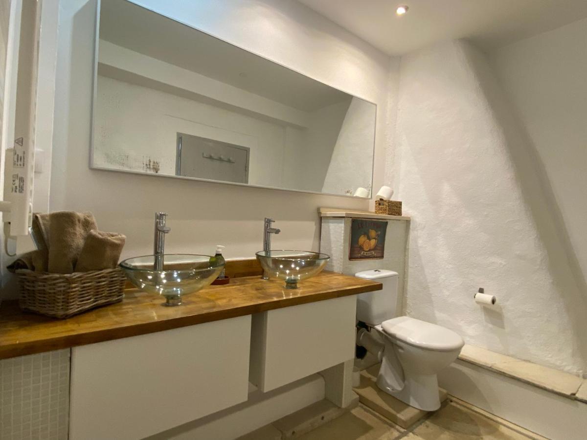 Auberge De La Croix Du Pape Èze Eksteriør bilde